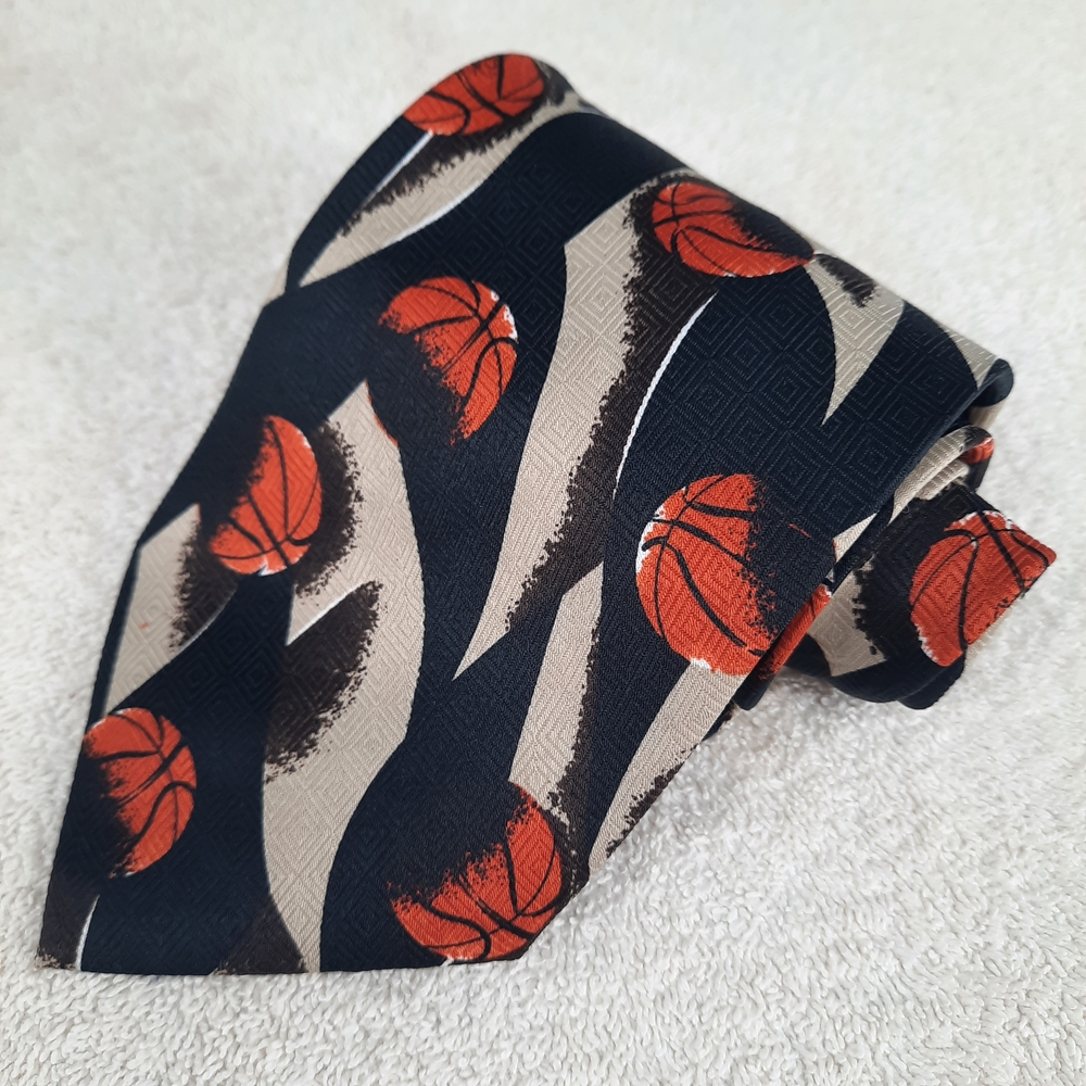 Vintage Roberto Cellini Basketball Motif Men's Necktie Black and Orange